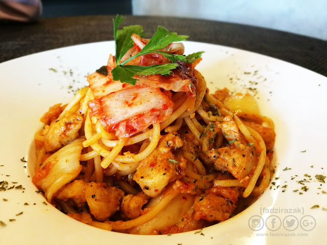 Chicken Kimchi Spaghetti