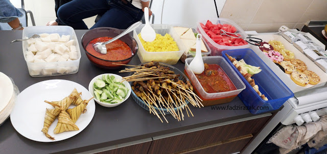 Menu makanan majlis hari lahir