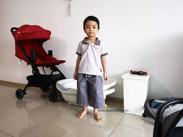 Aneeq Pergi Sekolah