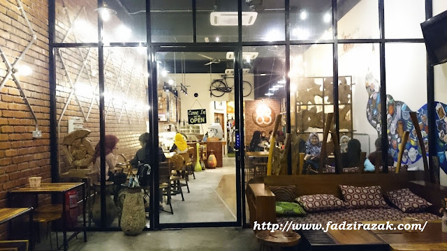 Cafe 83 Seksyen 7 Shah Alam