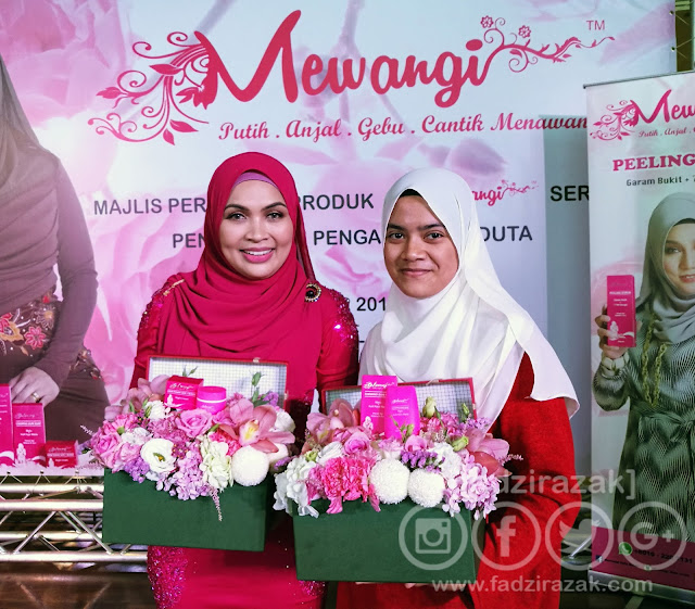 Puan Ayu Azmera Abd Moin Pengasas Produk Kecantikan Mewangi